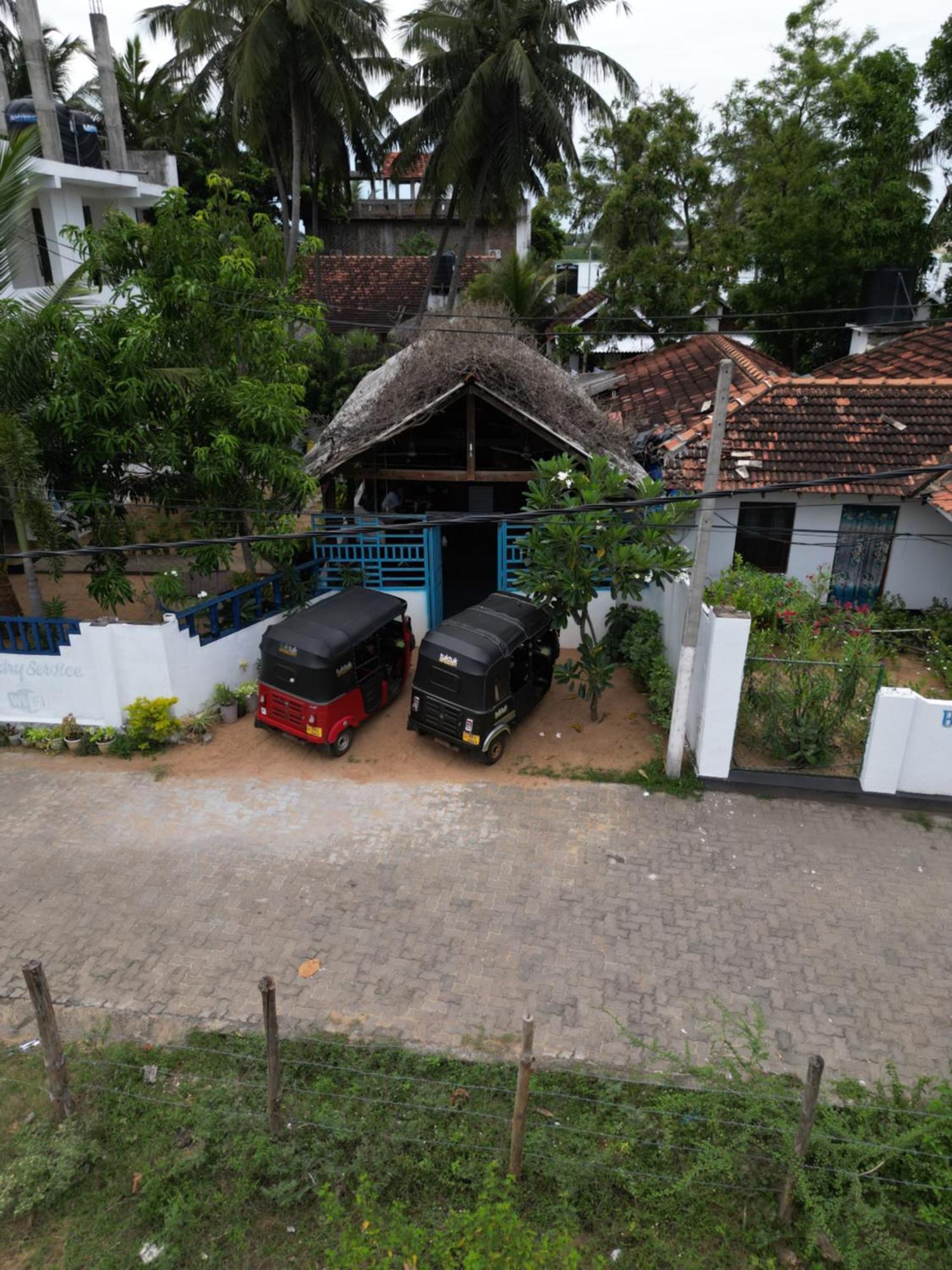 Aqua Blue Hotel Arugam Bay Exterior photo